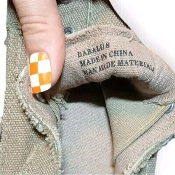 Corkys Shoes Women's Size 8 Slip-On Babalu Canvas Sneakers Low Top Neutral Beige - Picture 7 of 7